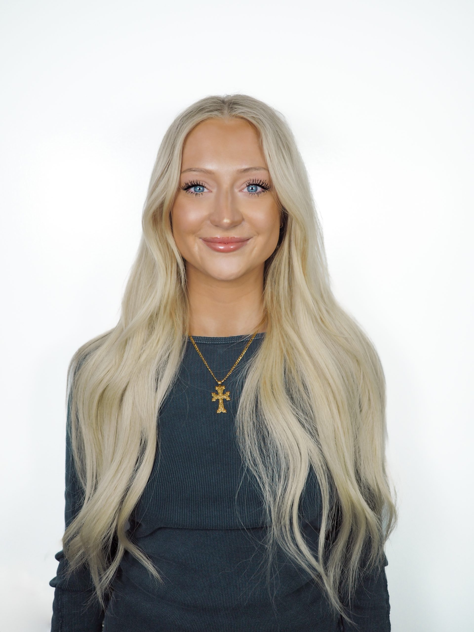 Caroline Evans, Experienced Stylist at Christina White Salon